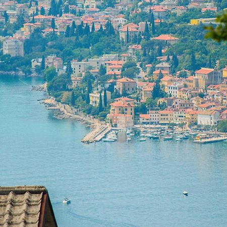 Sea View Retreat With 170Mbps Wifi And Sunny Balcony Apartamento Kastav Exterior foto