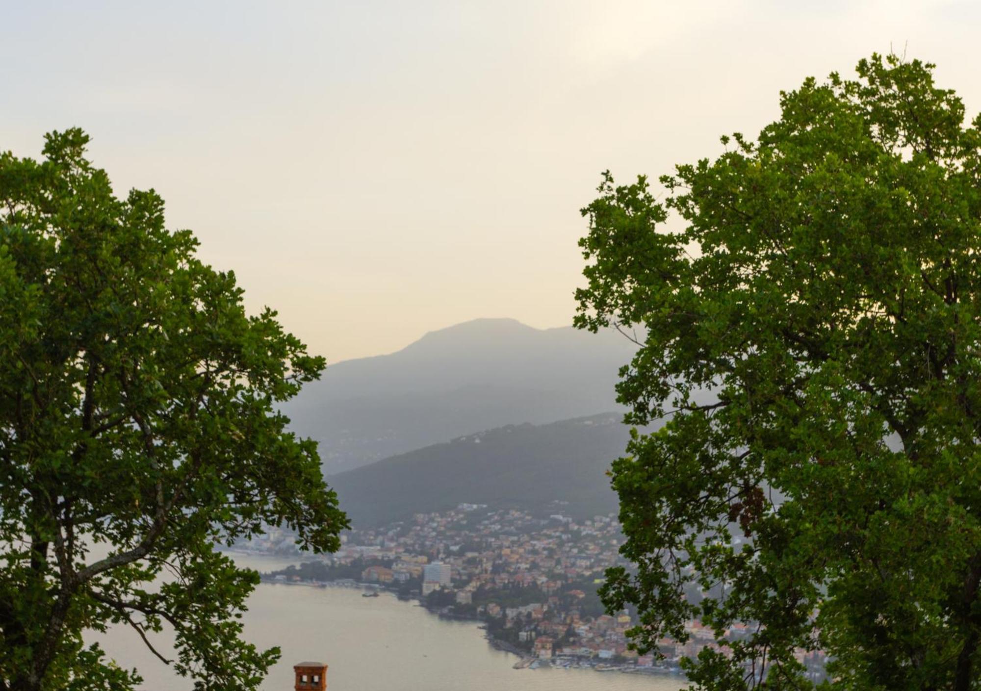 Sea View Retreat With 170Mbps Wifi And Sunny Balcony Apartamento Kastav Exterior foto