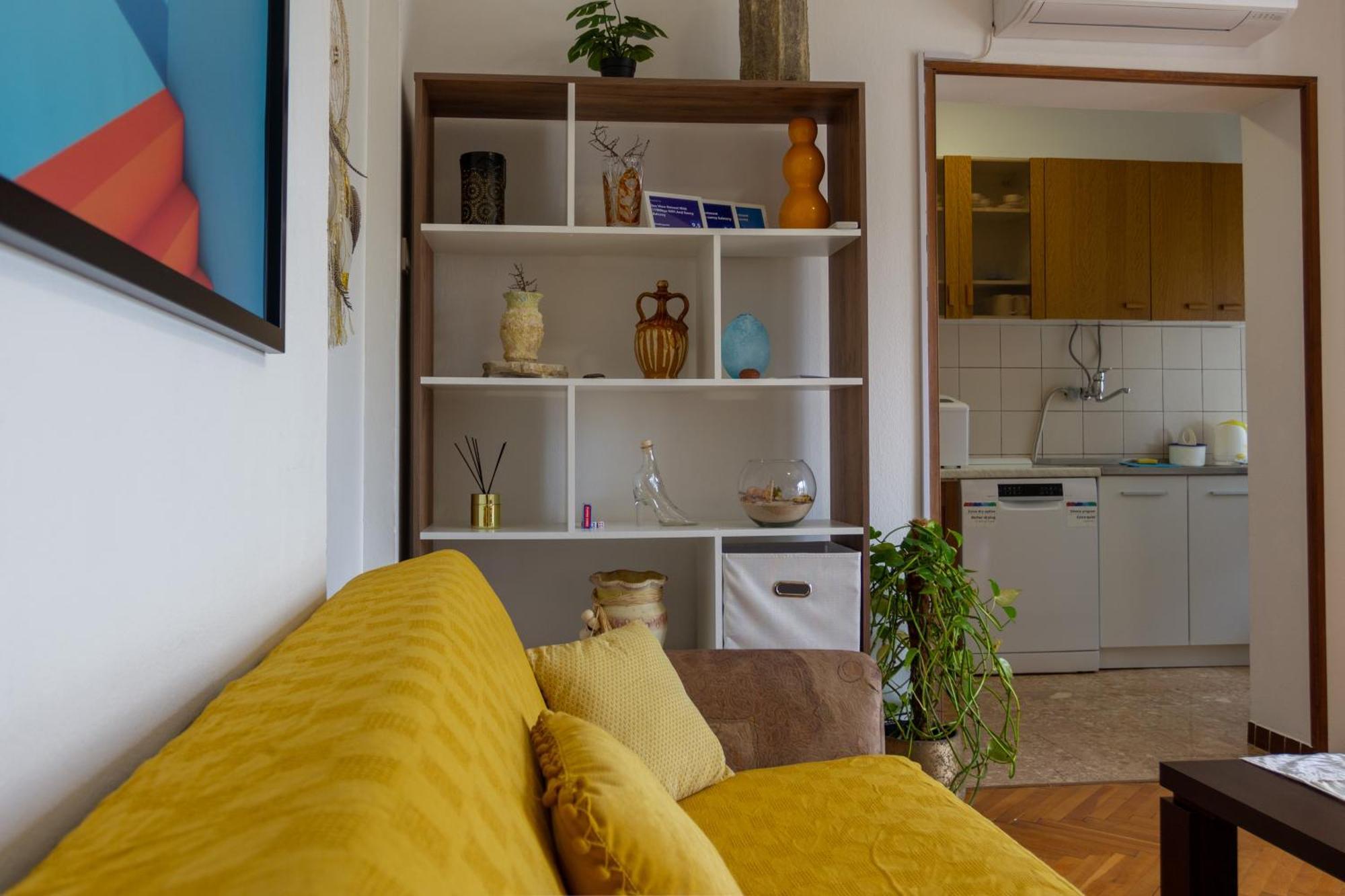 Sea View Retreat With 170Mbps Wifi And Sunny Balcony Apartamento Kastav Exterior foto